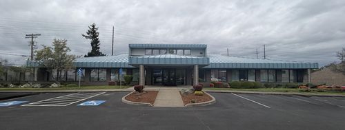 680 Biddle Rd, Medford, OR, 97504-6115 | Card Image