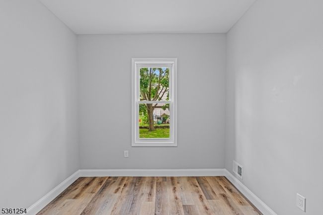 6 Pleasant Ave, Home with 4 bedrooms, 2 bathrooms and null parking in Clifton NJ | Image 15