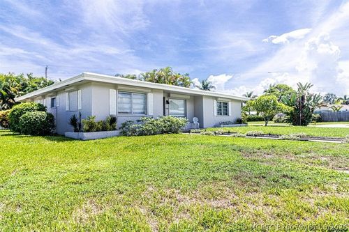 1300 Se 7th Ct, Deerfield Beach, FL, 33441-5816 | Card Image
