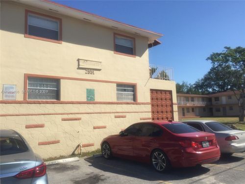 apt-29-2551 Nw 13th St, Miami, FL, 33125-2543 | Card Image