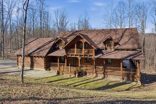 18744 Webster Rd, Laurelville, OH, 43135-9251 | Card Image