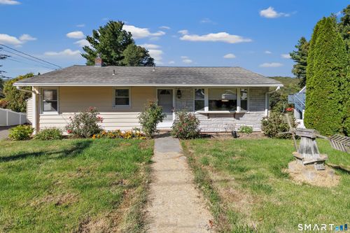 5 Whippoorwill Ln, Seymour, CT, 06483-3236 | Card Image