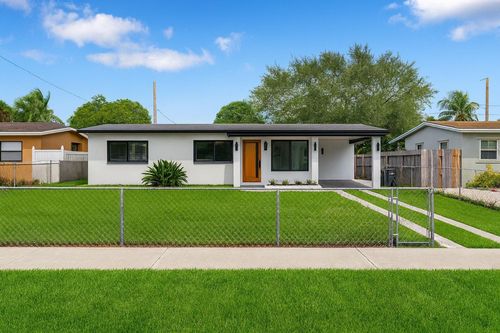 529 Sw 22nd Avenue, Fort Lauderdale, FL, 33312 | Card Image