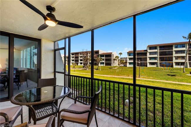 Screened Lanai | Image 16