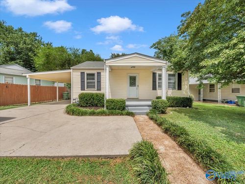 810 Crestline Rd Nw, Huntsville, AL, 35816-3808 | Card Image