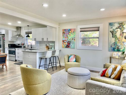 3205 Brixton Ct, Charlotte, NC, 28205-3332 | Card Image