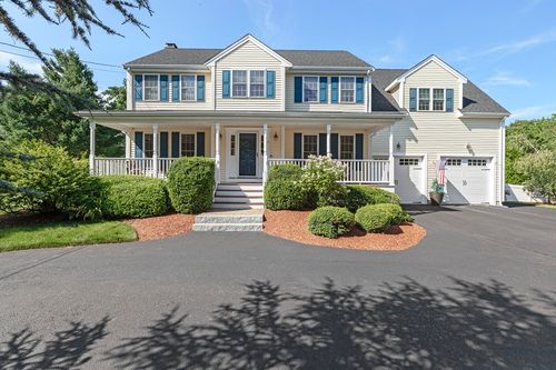 11 Draper Ave, North Attleboro, MA, 02760-3629 | Card Image
