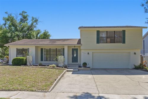 15602 Farnsworth Ln, Tampa, FL, 33624-1816 | Card Image