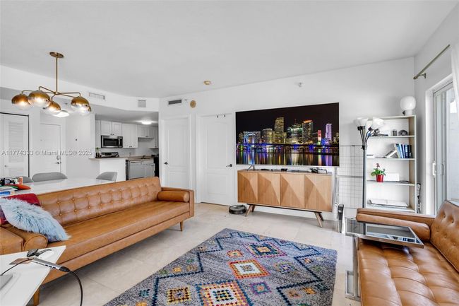 APT-207 - 1627 Sw 37 Th Ave, Condo with 2 bedrooms, 2 bathrooms and null parking in Miami FL | Image 9