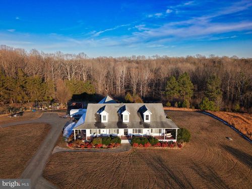 6330 Little Acres Ln, WOODFORD, VA, 22580-9610 | Card Image