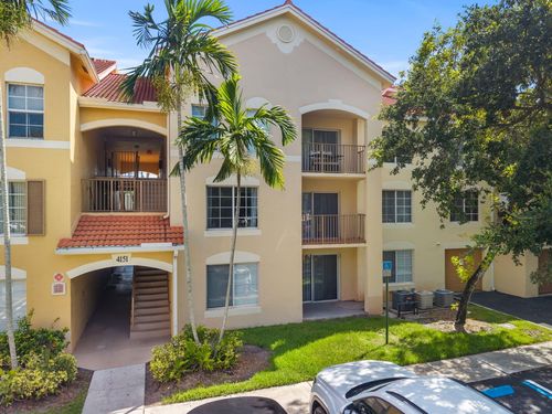 203-4151 San Marino Blvd, West Palm Beach, FL, 33409-8604 | Card Image