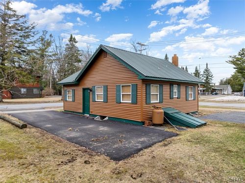121 River St, Old Forge, NY, 13420-7729 | Card Image