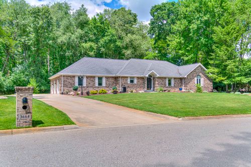 3664 W Primilia Ln, Jackson, MI, 49201-9395 | Card Image