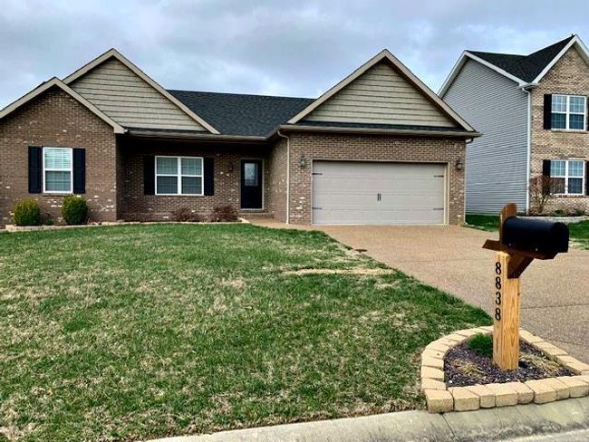 8838 Hedgewood, House other with 3 bedrooms, 2 bathrooms and null parking in Evansville IN | Image 2