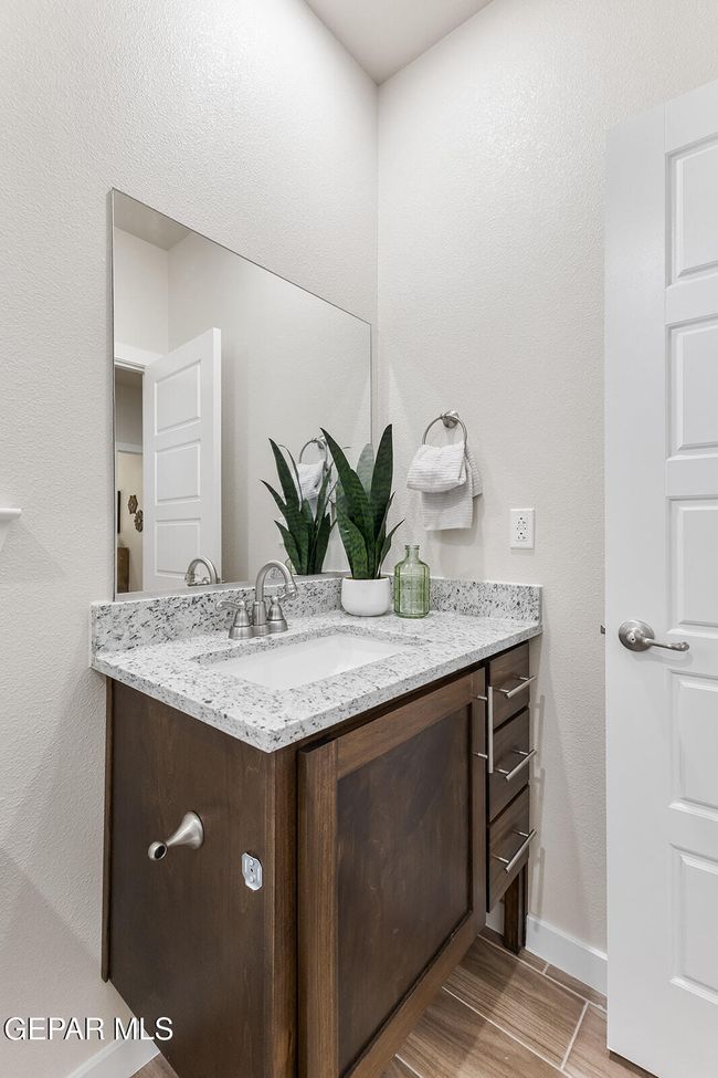 Hall Bath Vanity | Image 38