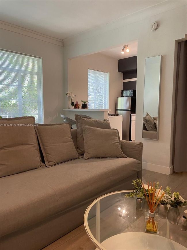 APT-2 - 1611 Euclid Ave, Condo with 0 bedrooms, 1 bathrooms and null parking in Miami Beach FL | Image 6