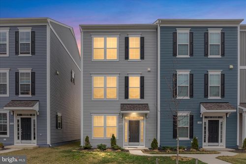 3138 Eton Pl, WINCHESTER, VA, 22601-6493 | Card Image
