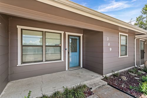 309 Timberline Dr, Granbury, TX, 76048-2870 | Card Image