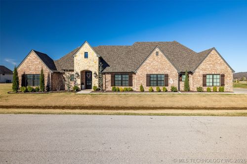 6738 S 309th Eastavenue, Broken Arrow, OK, 74014 | Card Image