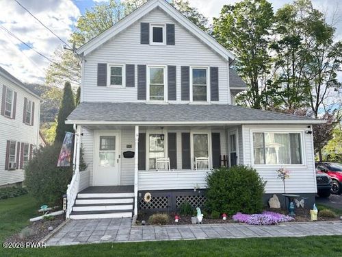 507 Avenue I, Matamoras, PA, 18336-1327 | Card Image