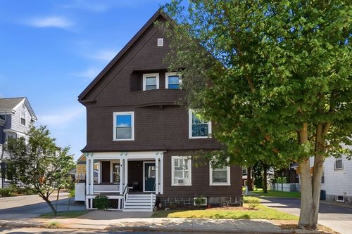 32 Ocean St, Beverly, MA, 01915-5238 | Card Image