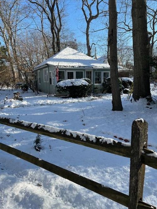 1 Campground Circle, Riverhead, NY, 11947 | Card Image