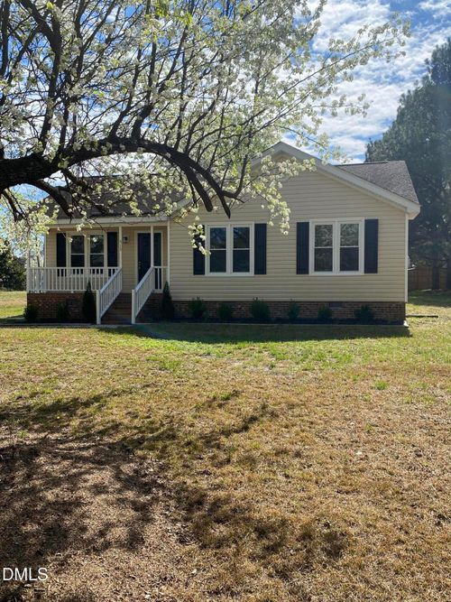 513 Wagstaff Rd, Fuquay Varina, NC, 27526-9797 | Card Image