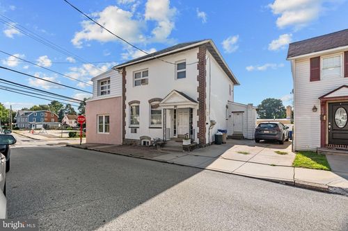 301 Cedar St, JENKINTOWN, PA, 19046-3228 | Card Image