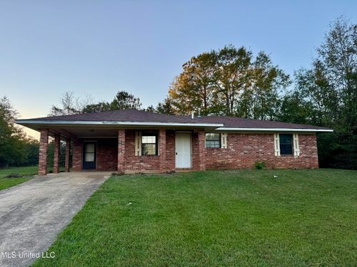 111 S Johnson Avenue, Louisville, MS, 39339 | Card Image