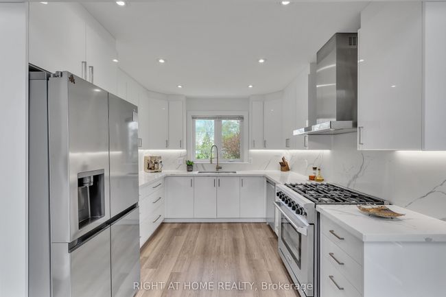 119 Sturgeon Glen Rd, House other with 3 bedrooms, 2 bathrooms and 13 parking in Fenelon Falls ON | Image 11