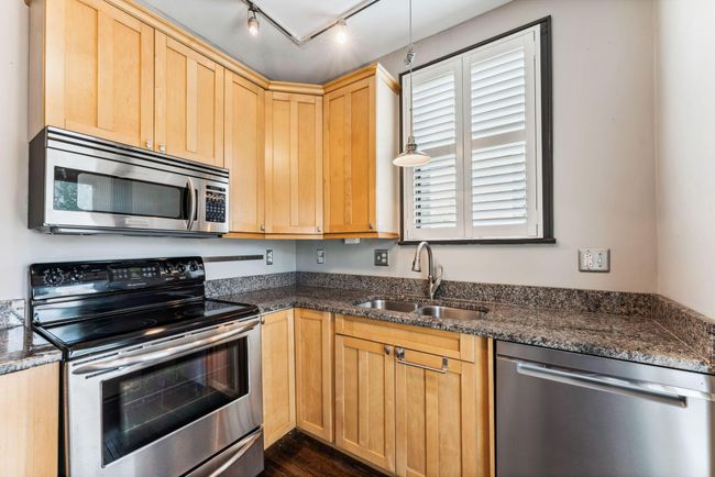 20-web-or-mls-1295-city-park-ave | Image 17