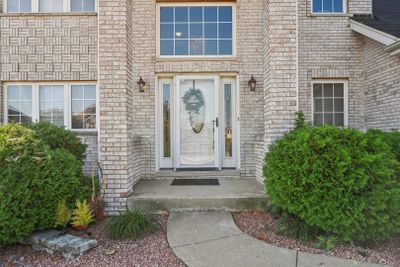 1829 Covenent Lane, House other with 4 bedrooms, 3 bathrooms and 3 parking in Lynwood IL | Image 2