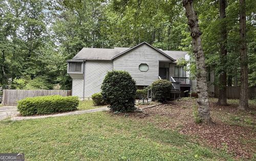 829 Post Road Way, Stone Mountain, GA, 30088-2281 | Card Image