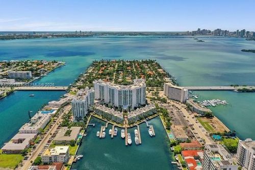 apt-704-7900 Harbor Island Dr, North Bay Village, FL, 33141-4286 | Card Image