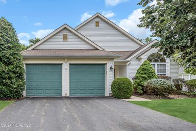 35 Valley Stream Lane, Home with 2 bedrooms, 2 bathrooms and null parking in Lakewood NJ | Image 1