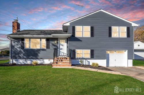 111 Day St, South Plainfield, NJ, 07080-3146 | Card Image