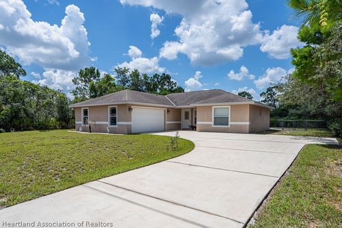 308 Cardinal Ave, Sebring, FL, 33870-5992 | Card Image