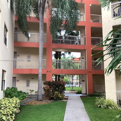 304-8160 Geneva Ct, Doral, FL, 33166 | Card Image