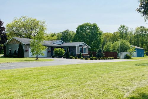 317 Long Rd, Sand Lake, MI, 49343-9759 | Card Image