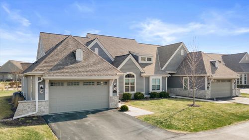 1751 Derby Ln, Oconomowoc, WI, 53066-1253 | Card Image