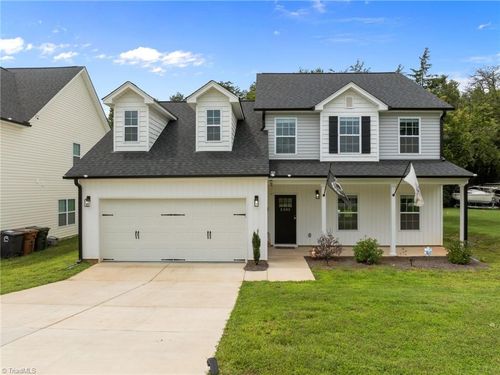 5305 Ridgefall Rd, Greensboro, NC, 27410-9254 | Card Image