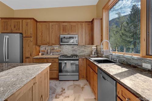 103 Trout Run Dr, Carbondale, CO, 81623-9418 | Card Image