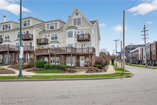 6943 Father Caruso Dr, Cleveland, OH, 44102-2012 | Card Image