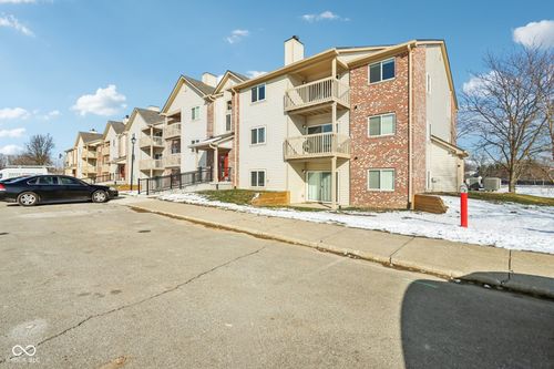 unit-11-12515 Timber Creek Dr, Carmel, IN, 46032-7553 | Card Image