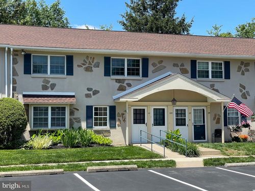 111 Shannon Dr, NORTH WALES, PA, 19454-4017 | Card Image