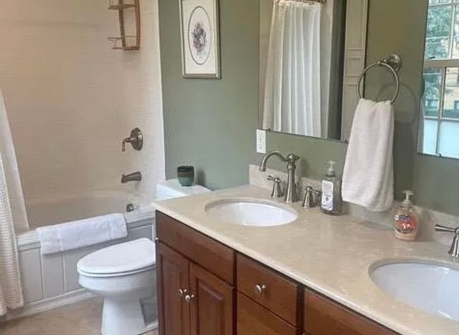 R1 - 7 Islington St, Condo with 2 bedrooms, 2 bathrooms and null parking in Portsmouth NH | Image 9