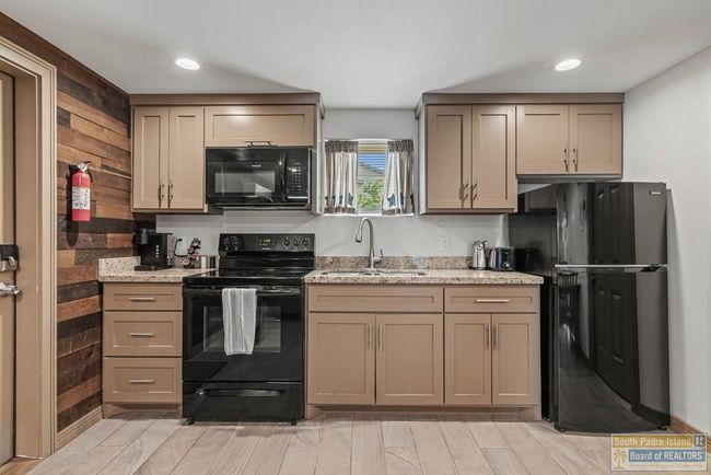 1109 Tarpon Ave, Home with 4 bedrooms, 5 bathrooms and null parking in Port Isabel TX | Image 44