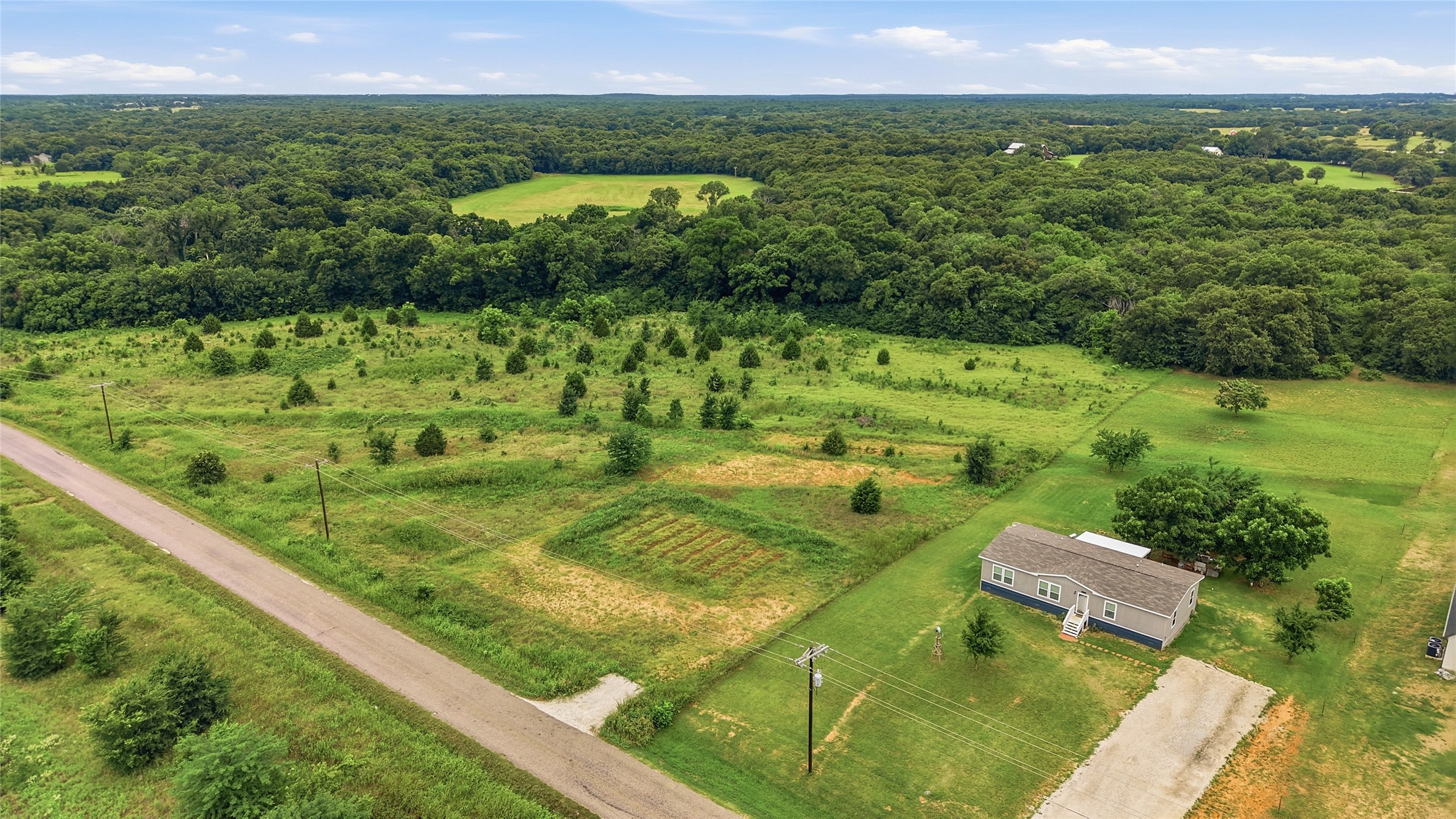 Land in Whitesboro 2
