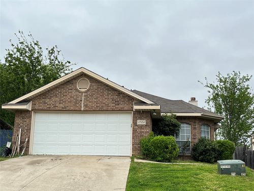 1704 Vista Verde Cir, Carrollton, TX, 75006-3943 | Card Image