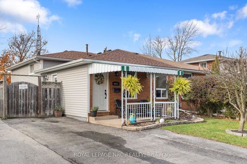 6921 Waters Ave, Niagara Falls, ON, L2G5X4 | Card Image